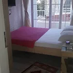 ホテル Chakra Boutique アラカティ